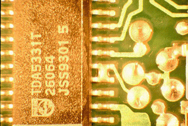 Figure 5: Solder shorts are common on SOIC devices